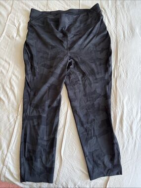 lululemon athletica Black and Charcoal Camo Leggings